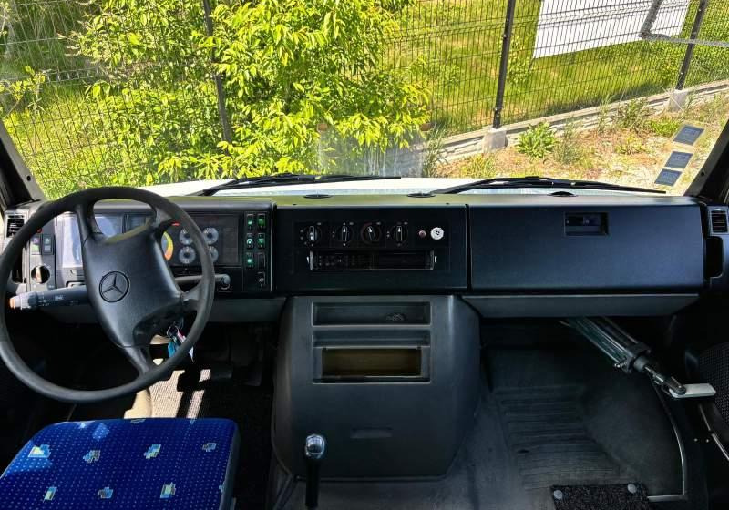 Suburban bus Mercedes-Benz Vario miejsc 39 274tys km Winda/7775: picture 16