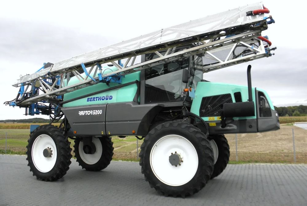 Berthoud Raptor 5200 2012 Rok, 36M, H-145cm, GPS, Nie Malowany, Stan Bardzo Dobry - Sprayer: picture 1 Berthoud Raptor 5200 2012 Rok, 36M, H-145cm, GPS, Nie Malowany, Stan Bardzo Dobry - Sprayer: picture 1
