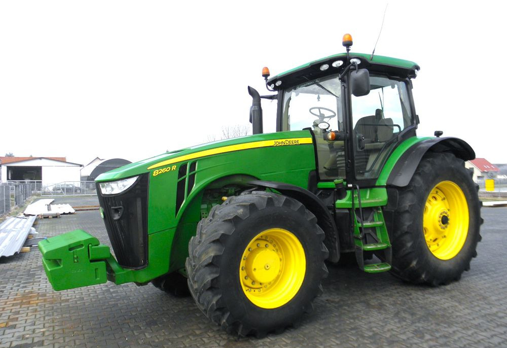 John Deere 8260R 2014 Rok, Skrzynia POWERSHIFT ,9200 mtg, Nie Malowany, Stan Idealny - Farm tractor: picture 3 John Deere 8260R 2014 Rok, Skrzynia POWERSHIFT ,9200 mtg, Nie Malowany, Stan Idealny - Farm tractor: picture 3