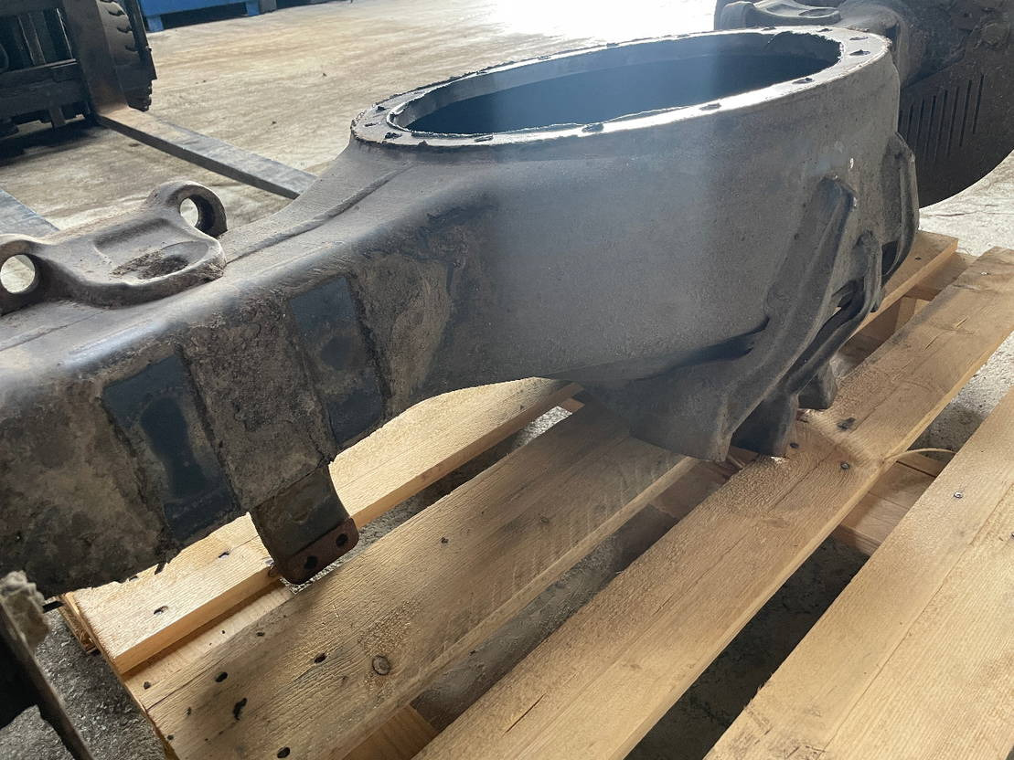 Mercedes-Benz Hinterachse Citaro LE A6283508801 HO6 Mercedes Achskörper H 06 - Rear axle for Bus: picture 4 Mercedes-Benz Hinterachse Citaro LE A6283508801 HO6 Mercedes Achskörper H 06 - Rear axle for Bus: picture 4