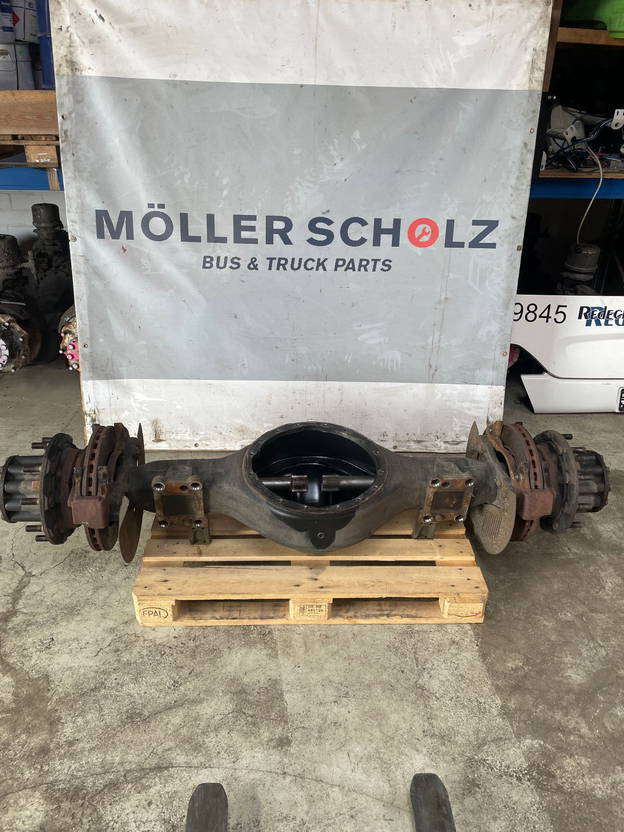 Mercedes-Benz Hinterachse Citaro LE A6283508801 HO6 Mercedes Achskörper H 06 - Rear axle for Bus: picture 1 Mercedes-Benz Hinterachse Citaro LE A6283508801 HO6 Mercedes Achskörper H 06 - Rear axle for Bus: picture 1