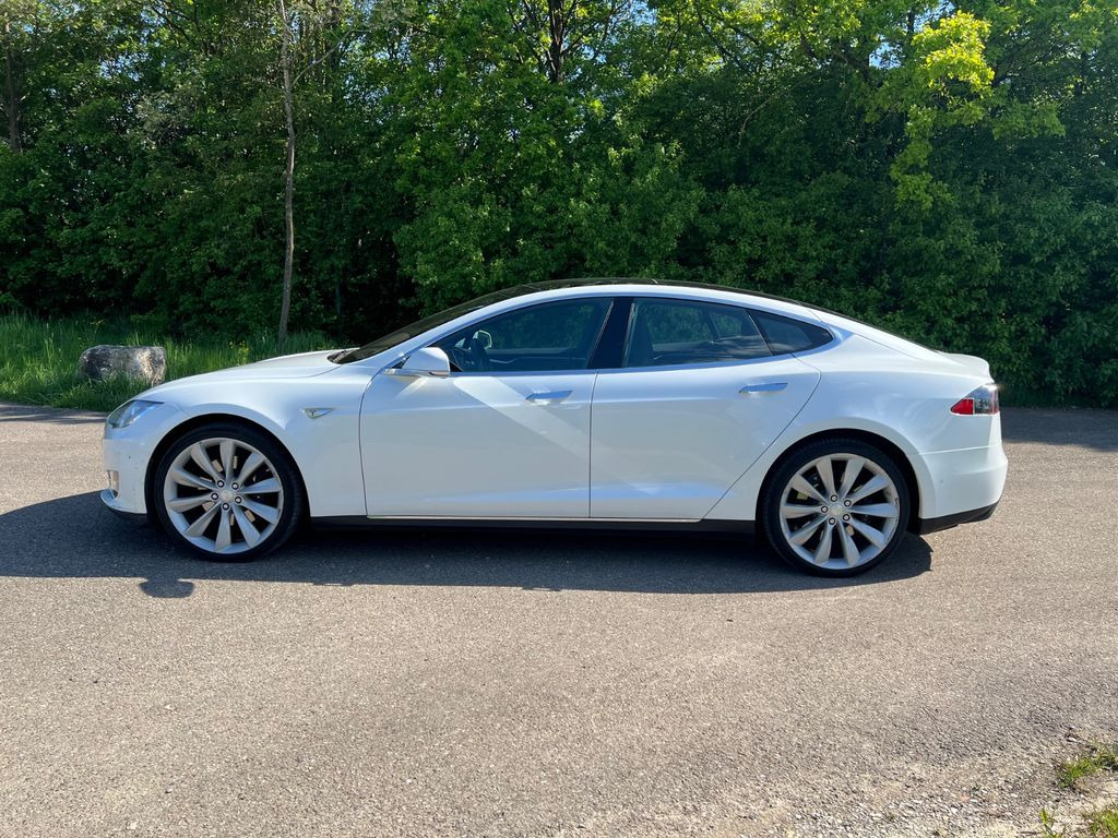 Tesla Model S 85D No free SC - Car: picture 5 Tesla Model S 85D No free SC - Car: picture 5