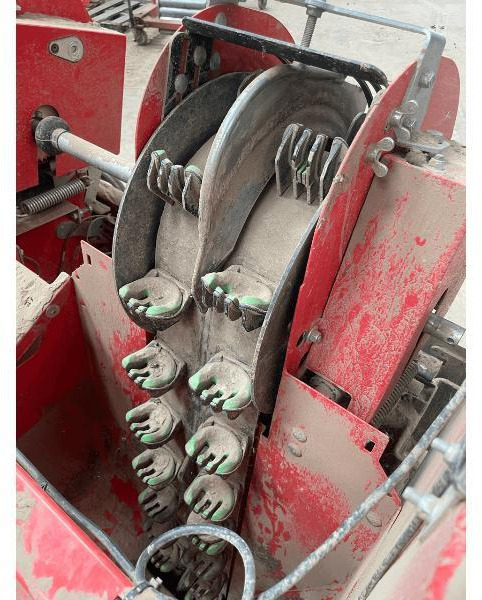 DEWULF CP42 - Potato planter: picture 3 DEWULF CP42 - Potato planter: picture 3