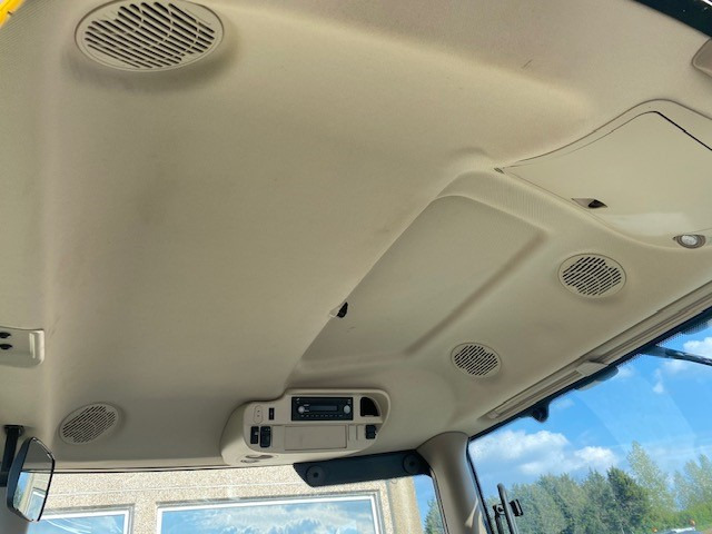 Farm tractor JOHN DEERE 6130R: picture 7 Farm tractor JOHN DEERE 6130R: picture 7