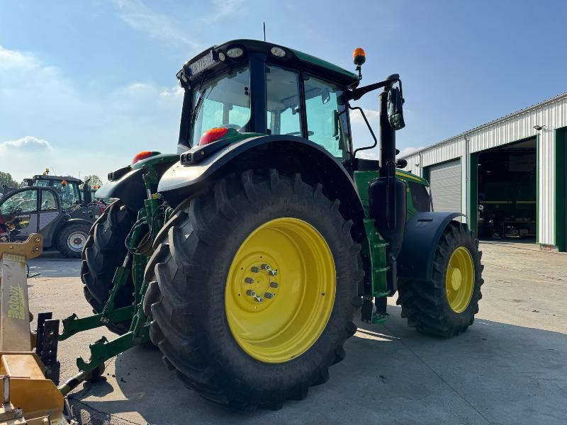 JOHN DEERE 6195M - Farm tractor: picture 4 JOHN DEERE 6195M - Farm tractor: picture 4