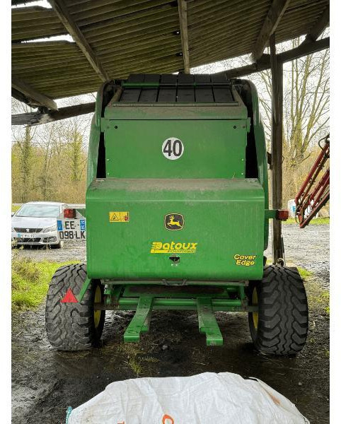 JOHN DEERE 864 MAXICUT - Round baler: picture 5 JOHN DEERE 864 MAXICUT - Round baler: picture 5