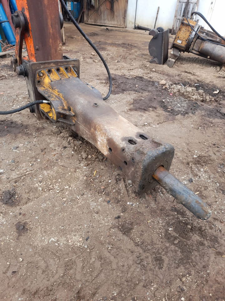 Dainong DM 60 Picon - Hydraulic hammer: picture 3 Dainong DM 60 Picon - Hydraulic hammer: picture 3