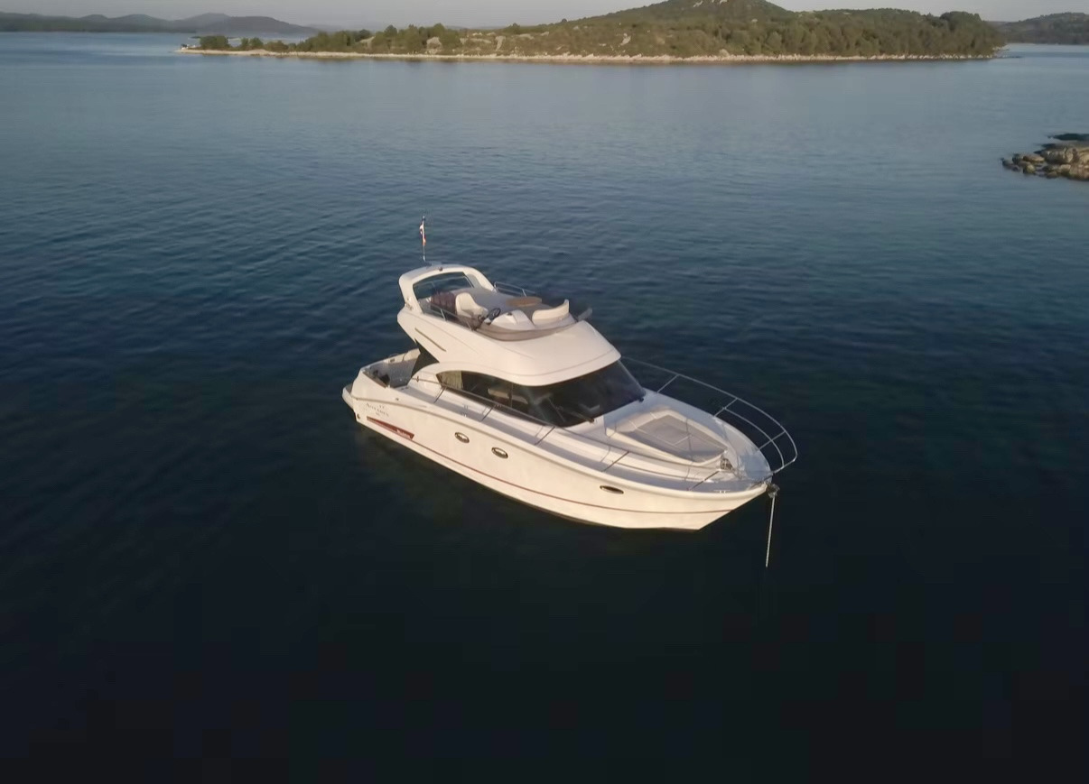 Beneteau Antares 36 Fly, Air Conditioning, TOP !!! - Other machinery: picture 2 Beneteau Antares 36 Fly, Air Conditioning, TOP !!! - Other machinery: picture 2