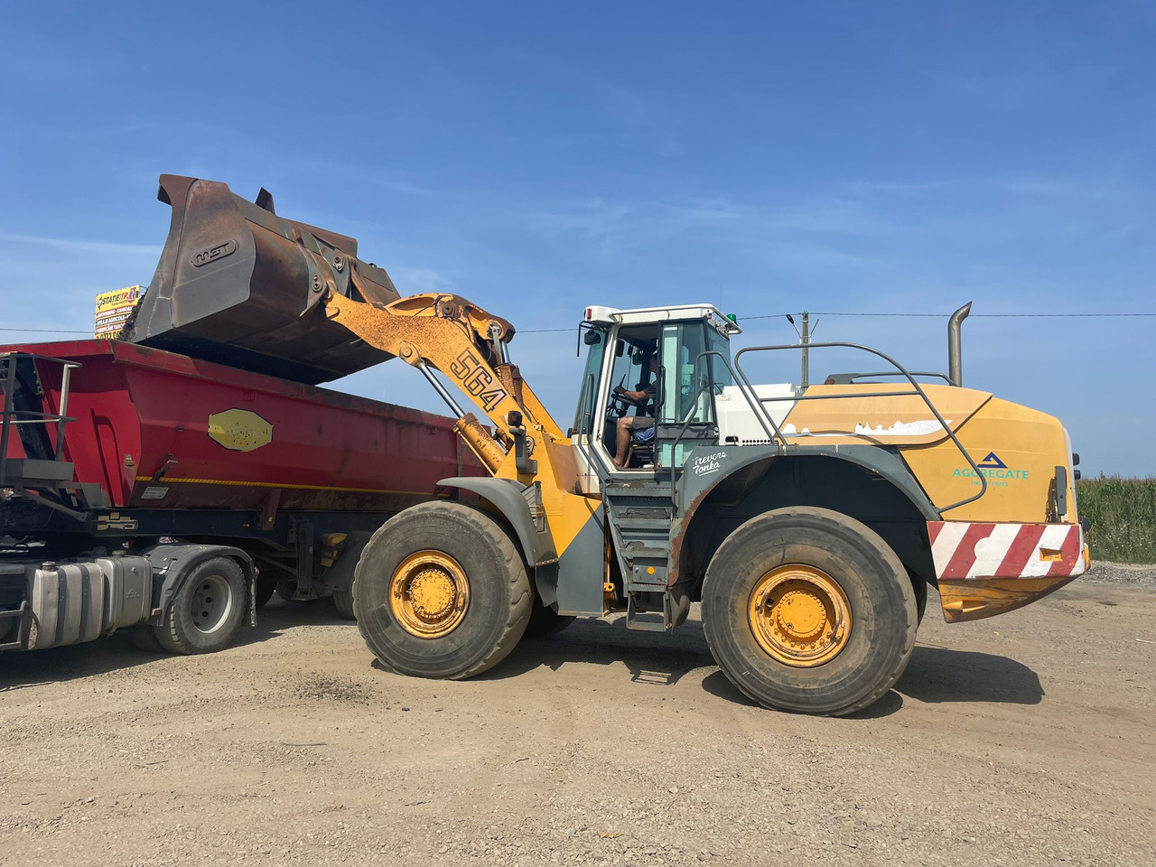 LIEBHERR 564 FRONT LOADER - Other machinery: picture 4 LIEBHERR 564 FRONT LOADER - Other machinery: picture 4