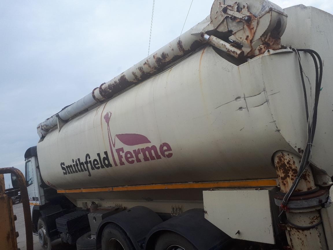 VOLVO FM12 Animal Feed Tank Truck - Tank truck: picture 4 VOLVO FM12 Animal Feed Tank Truck - Tank truck: picture 4