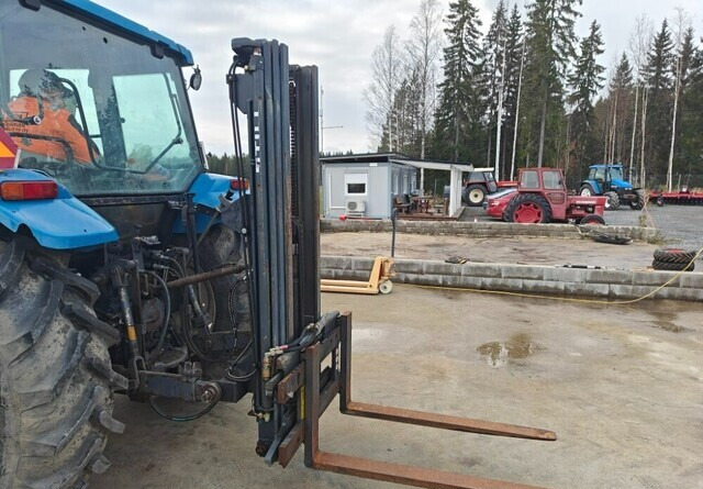 Still trukkinostin traktoriin - KATSO VIDEO - Attachment for Agricultural machinery: picture 4 Still trukkinostin traktoriin - KATSO VIDEO - Attachment for Agricultural machinery: picture 4