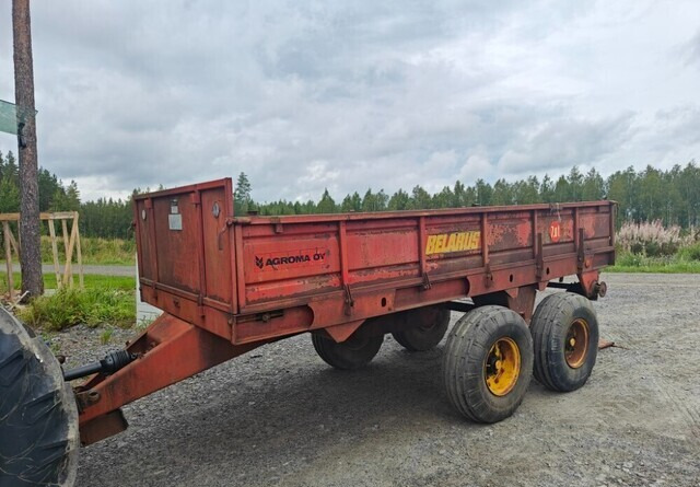 Belarus Kuivalannan levitysvaunu - VIDEO - Manure spreader: picture 1 Belarus Kuivalannan levitysvaunu - VIDEO - Manure spreader: picture 1