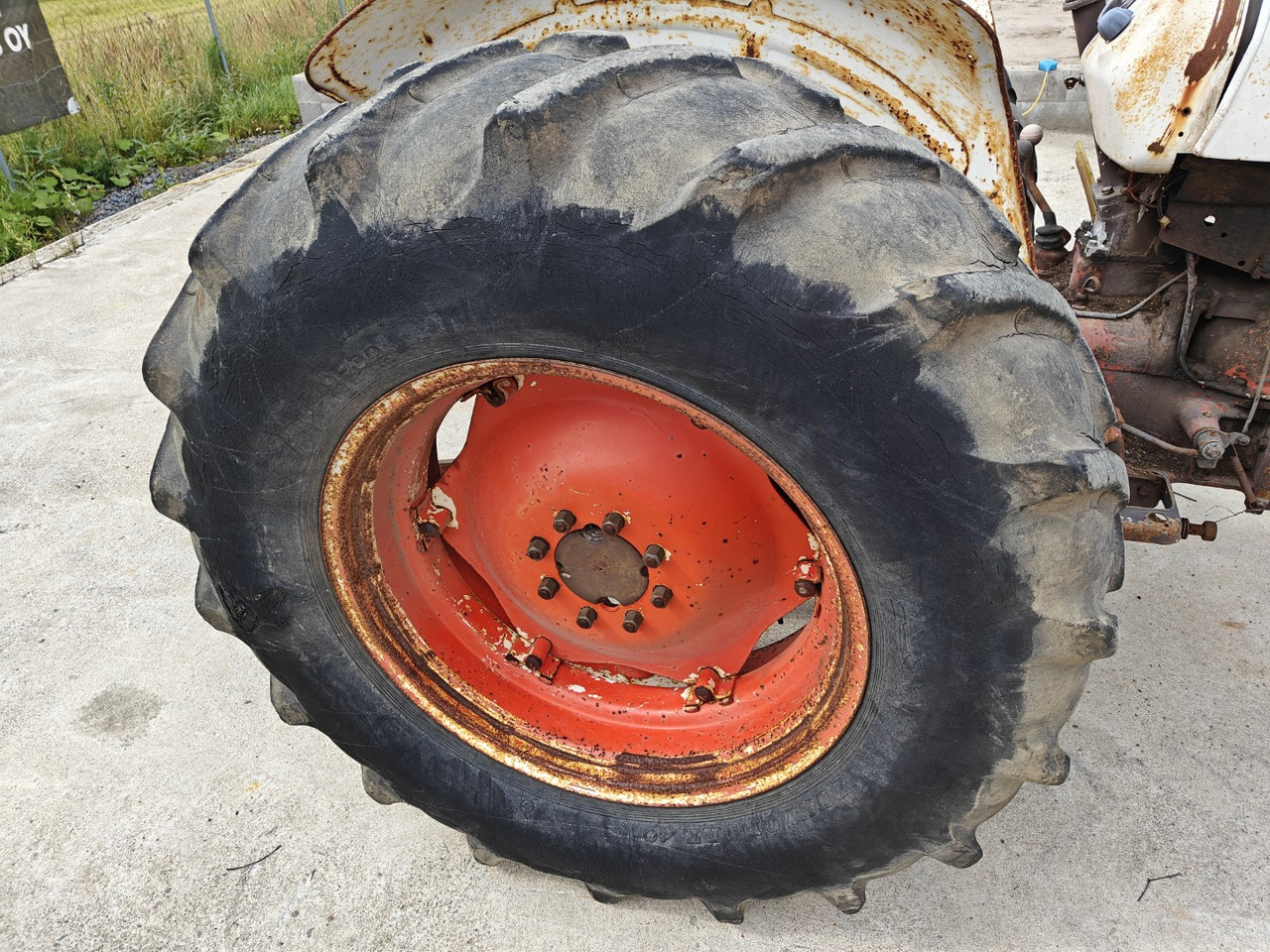 Farm tractor DAVID BROWN 990 Selectamatic: picture 13