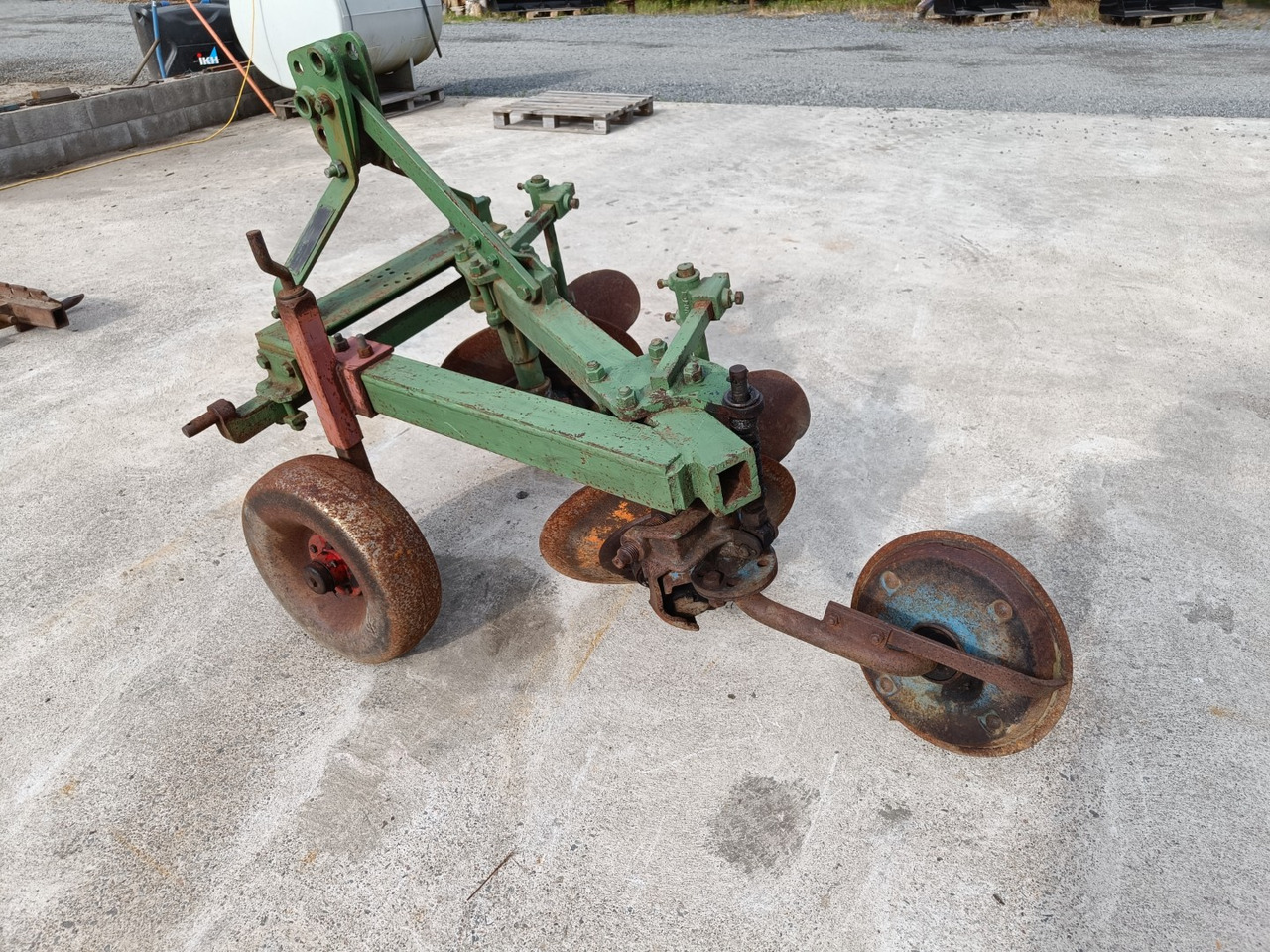 FORD TD 17B lautasaura - 2-siipinen - Plow: picture 4 FORD TD 17B lautasaura - 2-siipinen - Plow: picture 4
