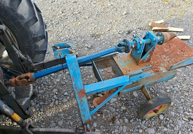 Halkaisukaira traktoriin - KATSO VIDEO - Log splitter: picture 4 Halkaisukaira traktoriin - KATSO VIDEO - Log splitter: picture 4
