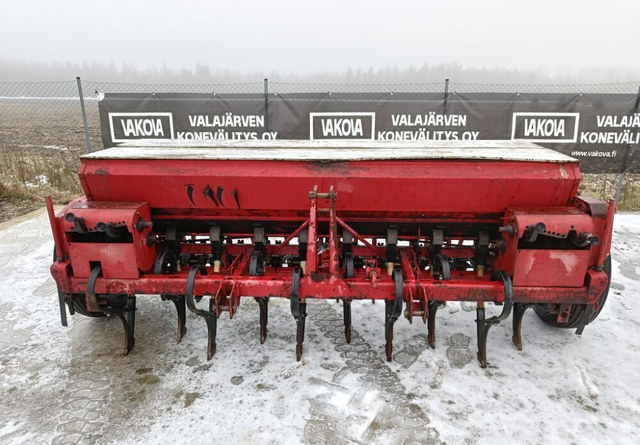 Juko K2 kylvölannoitin - 250cm - Seed drill: picture 4 Juko K2 kylvölannoitin - 250cm - Seed drill: picture 4