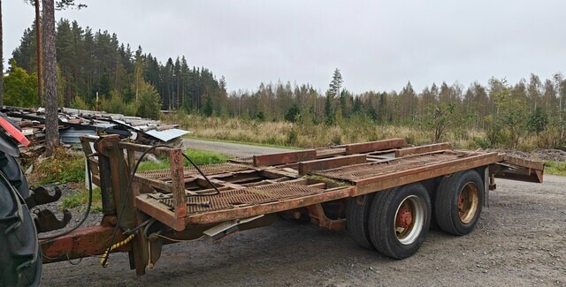 Kaivinkonelavetti - hydraulinen - KATSO VIDEO - Plant trailer: picture 2 Kaivinkonelavetti - hydraulinen - KATSO VIDEO - Plant trailer: picture 2