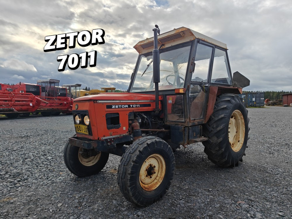 ZETOR 7011 - Farm tractor: picture 1 ZETOR 7011 - Farm tractor: picture 1