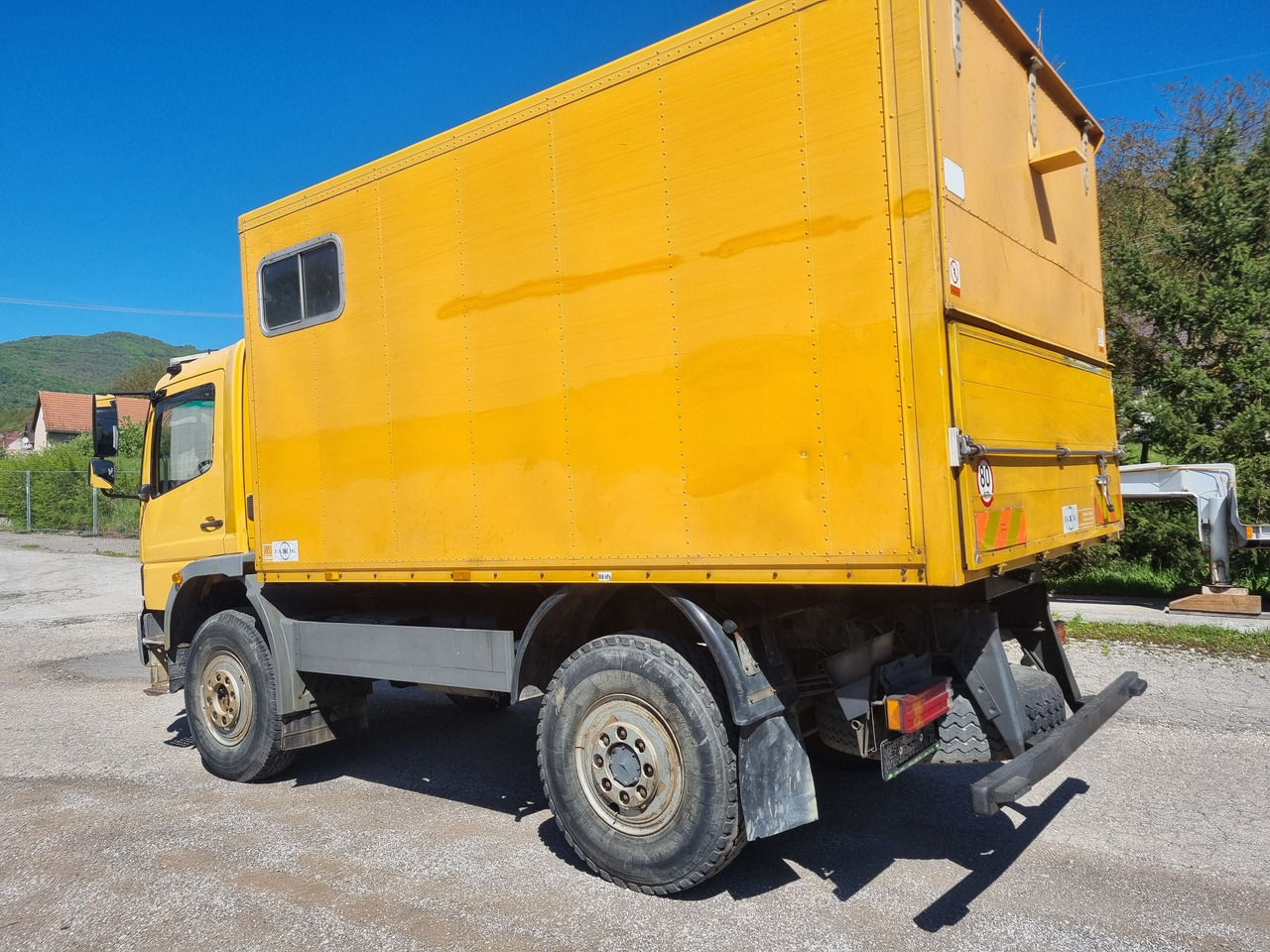 Box truck MERCEDES-BENZ ATEGO 1017 4x4 BOX + PTO: picture 6