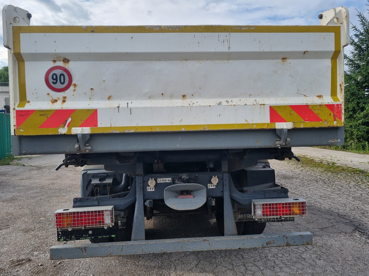 MERCEDES-BENZ ATEGO 1323 4x4 tipper + crane HIAB 095 - Tipper, Crane truck: picture 5 MERCEDES-BENZ ATEGO 1323 4x4 tipper + crane HIAB 095 - Tipper, Crane truck: picture 5
