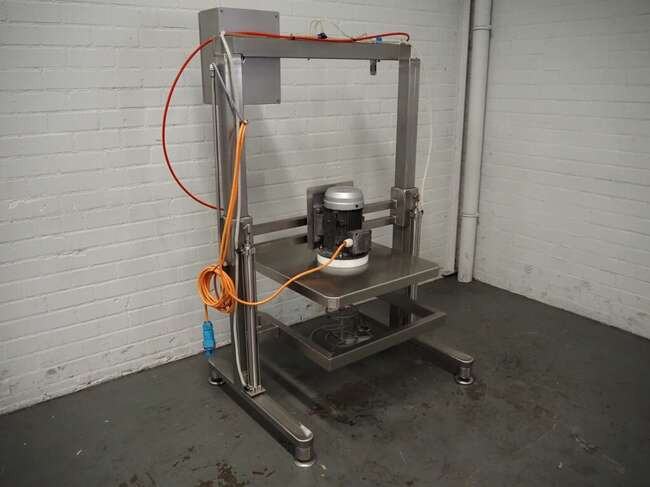 Lakidis tote bin mixer MBM200 - Food processing equipment: picture 3 Lakidis tote bin mixer MBM200 - Food processing equipment: picture 3