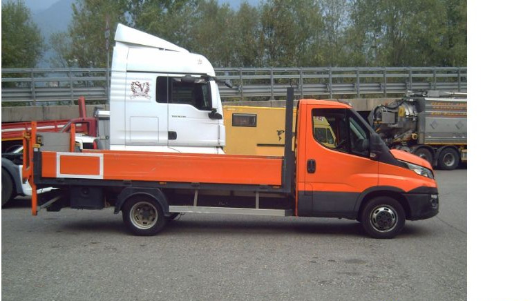 Iveco DAILYdaily 35-140 - Flatbed van: picture 2 Iveco DAILYdaily 35-140 - Flatbed van: picture 2