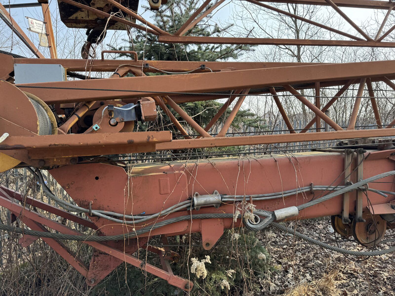 Liebherr 32K x2 in packet, 1993yom, cabin - Construction machinery: picture 4 Liebherr 32K x2 in packet, 1993yom, cabin - Construction machinery: picture 4