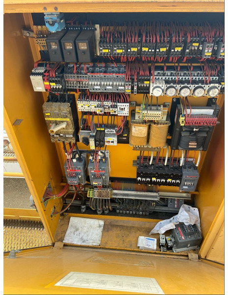 Liebherr 112EC-H8/120 1993yom x2 units - Tower crane: picture 4 Liebherr 112EC-H8/120 1993yom x2 units - Tower crane: picture 4