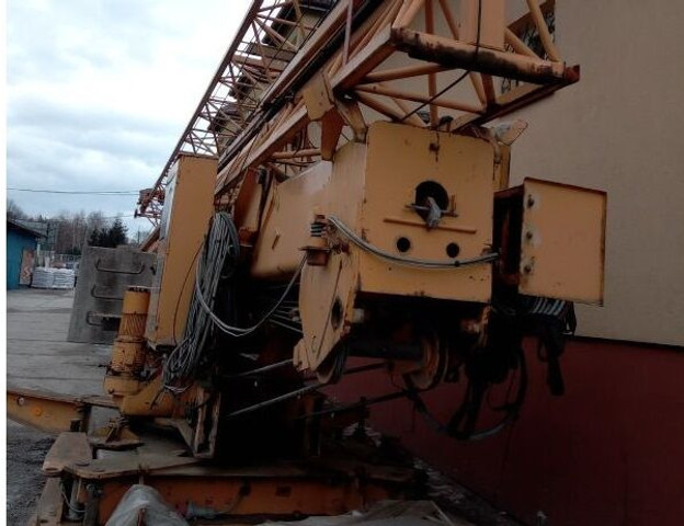 Liebherr 32K, 1992 yom, cabin stering, loco PL - Tower crane: picture 5 Liebherr 32K, 1992 yom, cabin stering, loco PL - Tower crane: picture 5