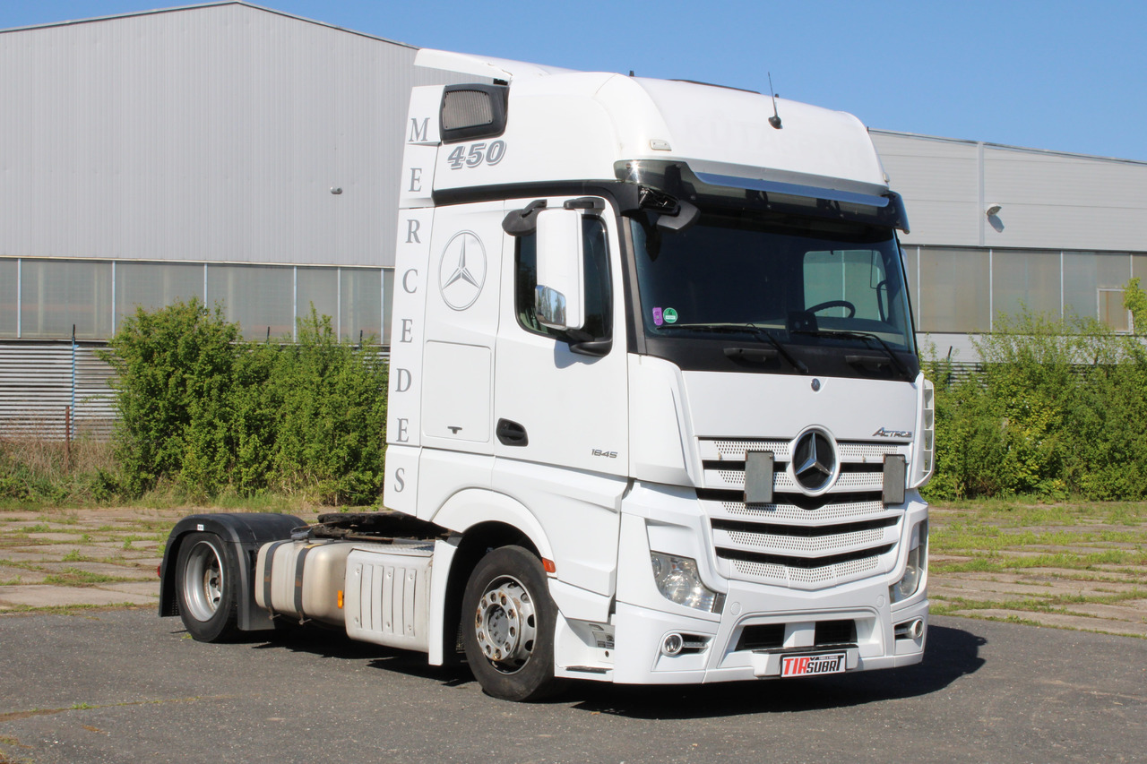 Mercedes-Benz Actros 1845 - Tractor unit: picture 1 Mercedes-Benz Actros 1845 - Tractor unit: picture 1