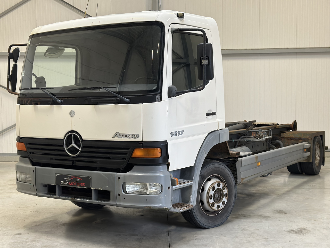 MERCEDES-BENZ Atego - Hook lift truck: picture 1 MERCEDES-BENZ Atego - Hook lift truck: picture 1