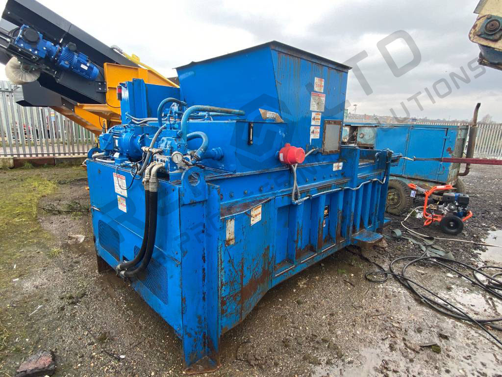 Marathon Gemini Baler - Construction machinery: picture 1 Marathon Gemini Baler - Construction machinery: picture 1