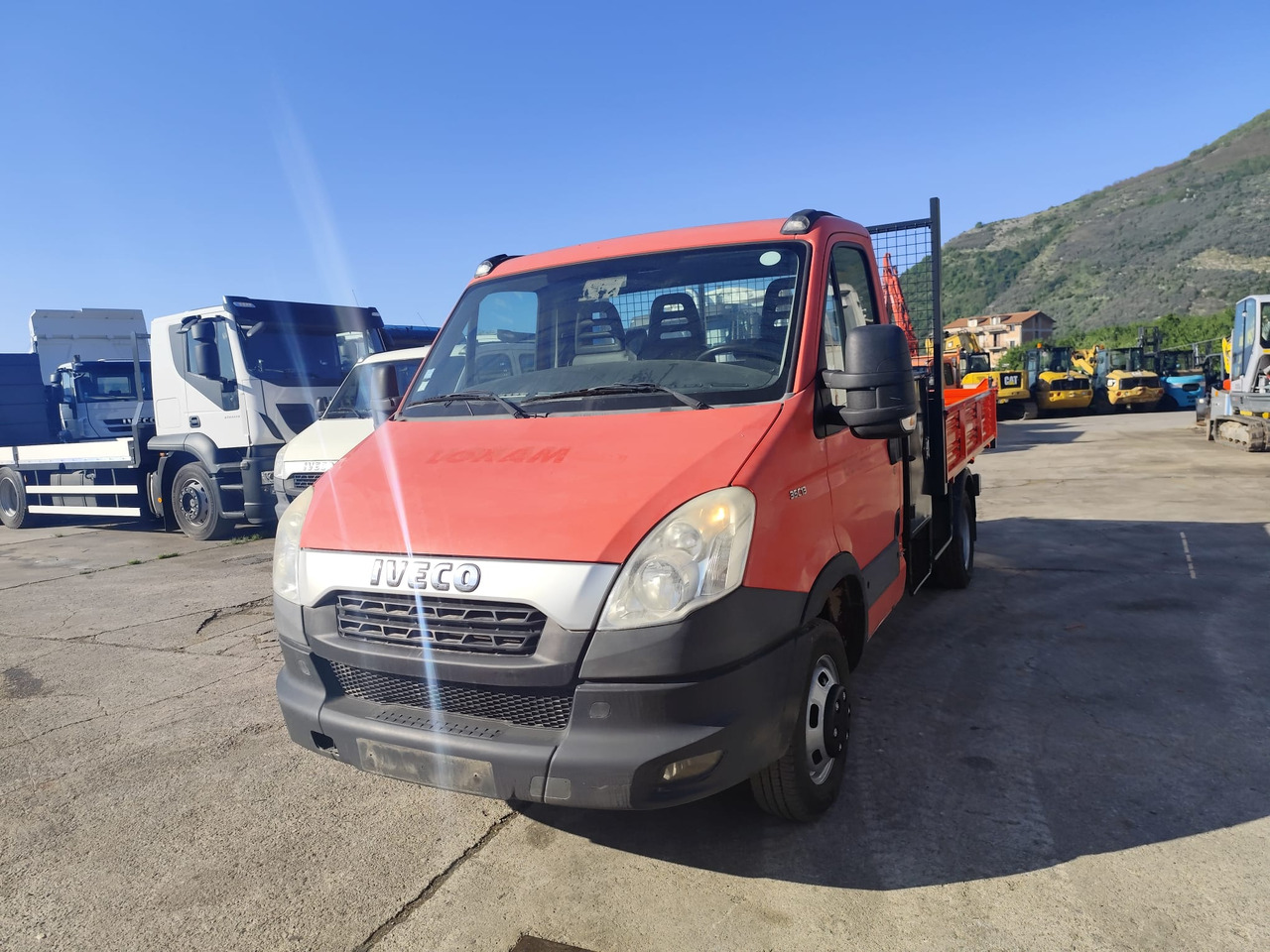 Tipper van IVECO DAILY 35C13: picture 24