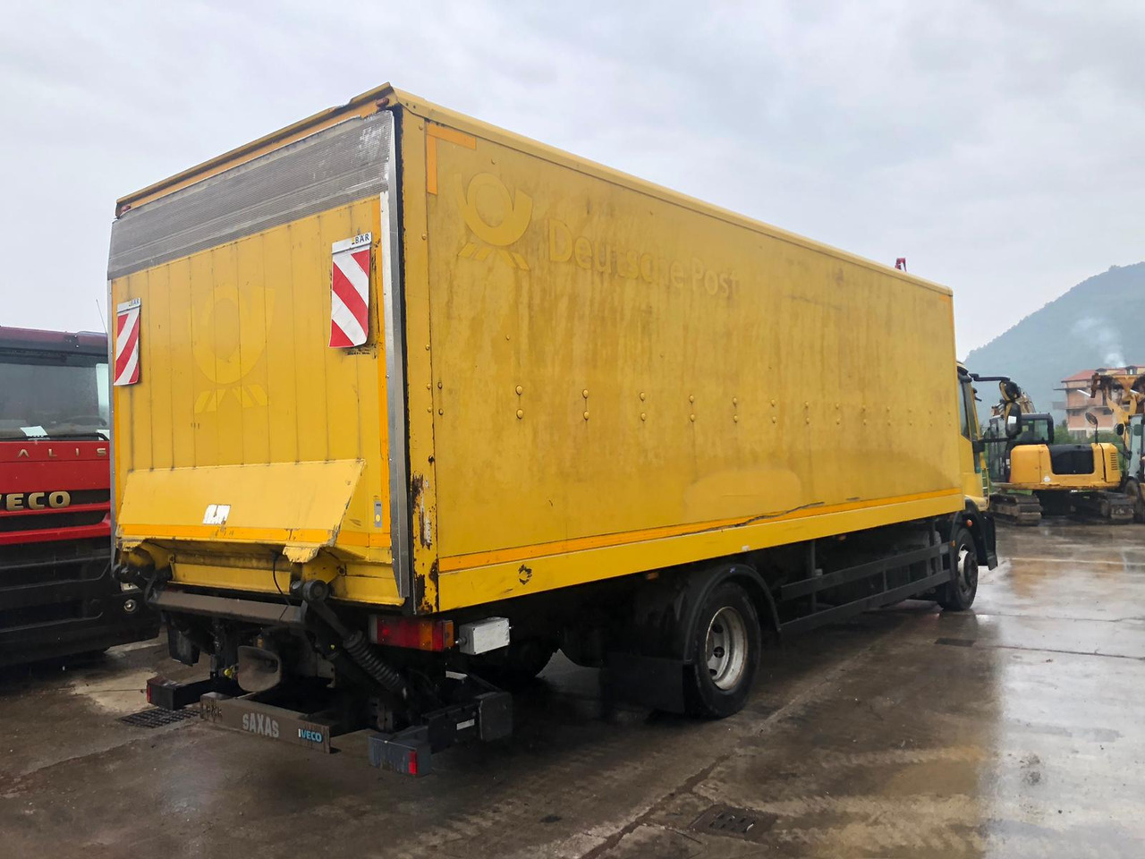 IVECO EUROCARGO 120E28P - Cab chassis truck: picture 4 IVECO EUROCARGO 120E28P - Cab chassis truck: picture 4