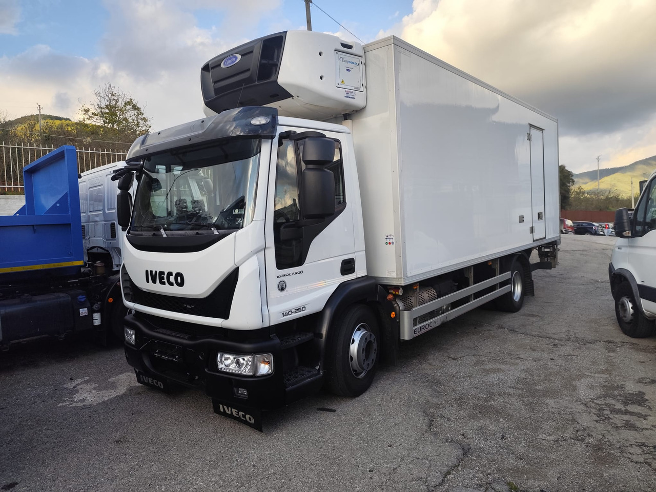 IVECO EUROCARGO 140-250 - Cab chassis truck: picture 2 IVECO EUROCARGO 140-250 - Cab chassis truck: picture 2