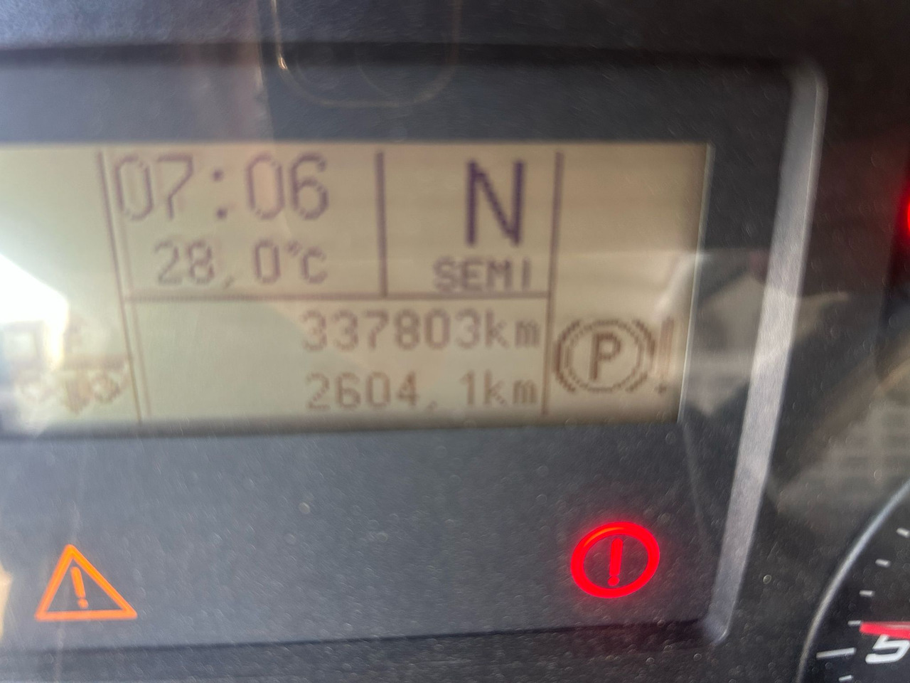 IVECO EUROCARGO 140-250 - Crane truck: picture 2 IVECO EUROCARGO 140-250 - Crane truck: picture 2