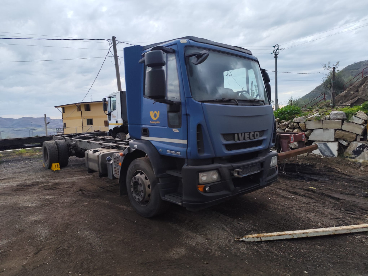 IVECO EUROCARGO 190EL28 - Cab chassis truck: picture 1 IVECO EUROCARGO 190EL28 - Cab chassis truck: picture 1