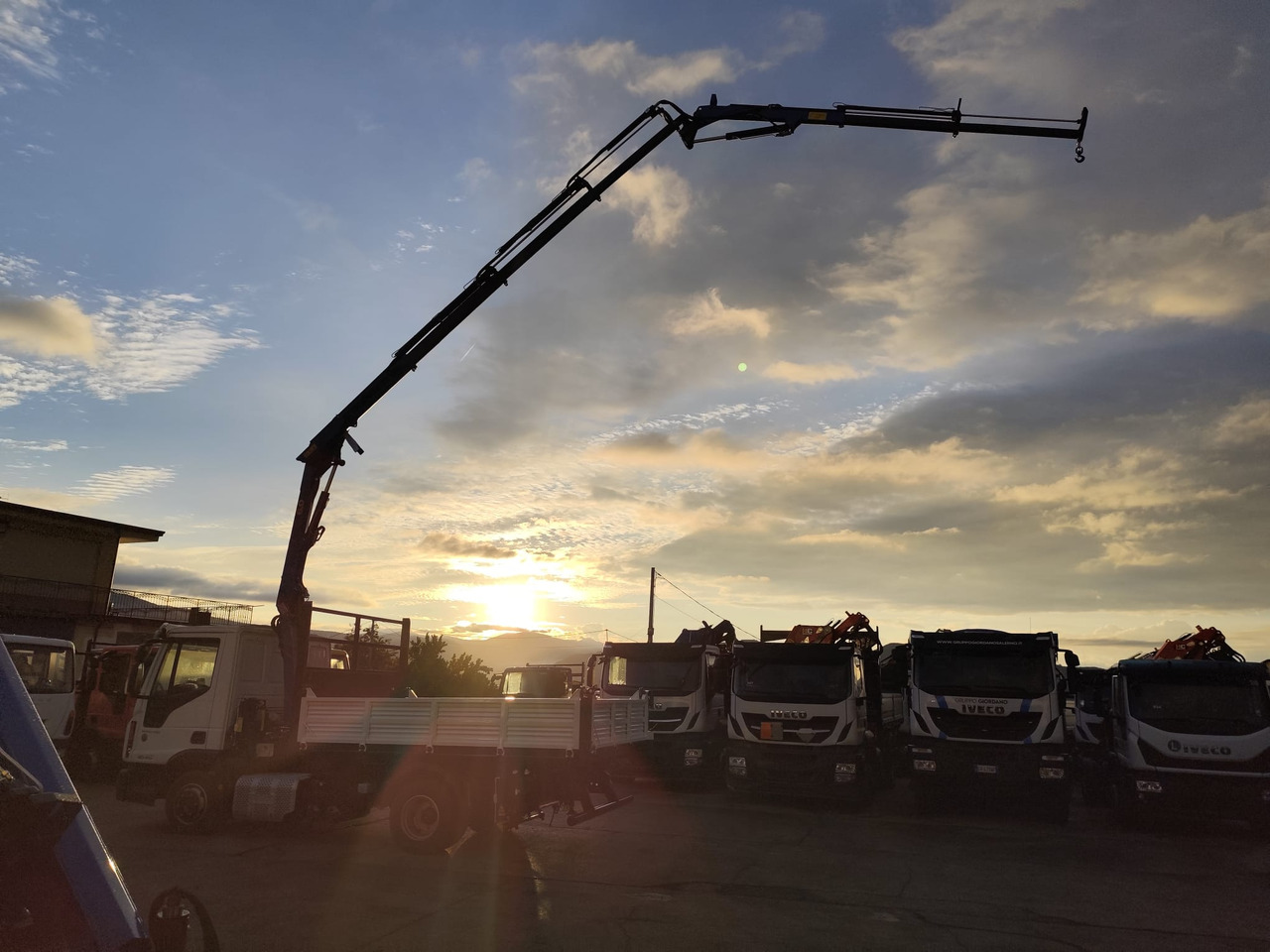 Crane truck, Tipper IVECO EUROCARGO 80-210: picture 26 Crane truck, Tipper IVECO EUROCARGO 80-210: picture 26