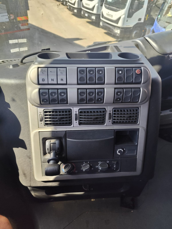 Dropside/ Flatbed truck IVECO STRALIS CUBE AD260S42: picture 6