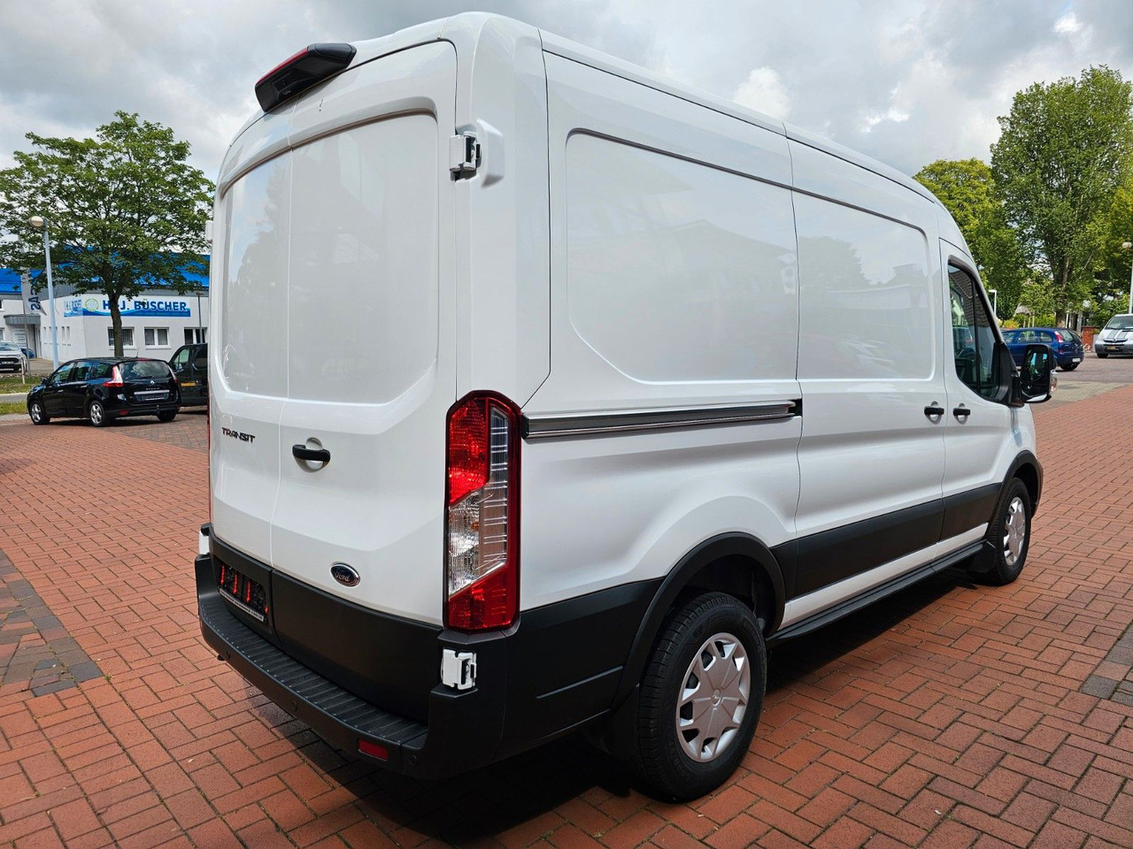 Ford Transit Kasten 350 L2H2 Trend Regalsystem Kamera - Panel van: picture 4 Ford Transit Kasten 350 L2H2 Trend Regalsystem Kamera - Panel van: picture 4