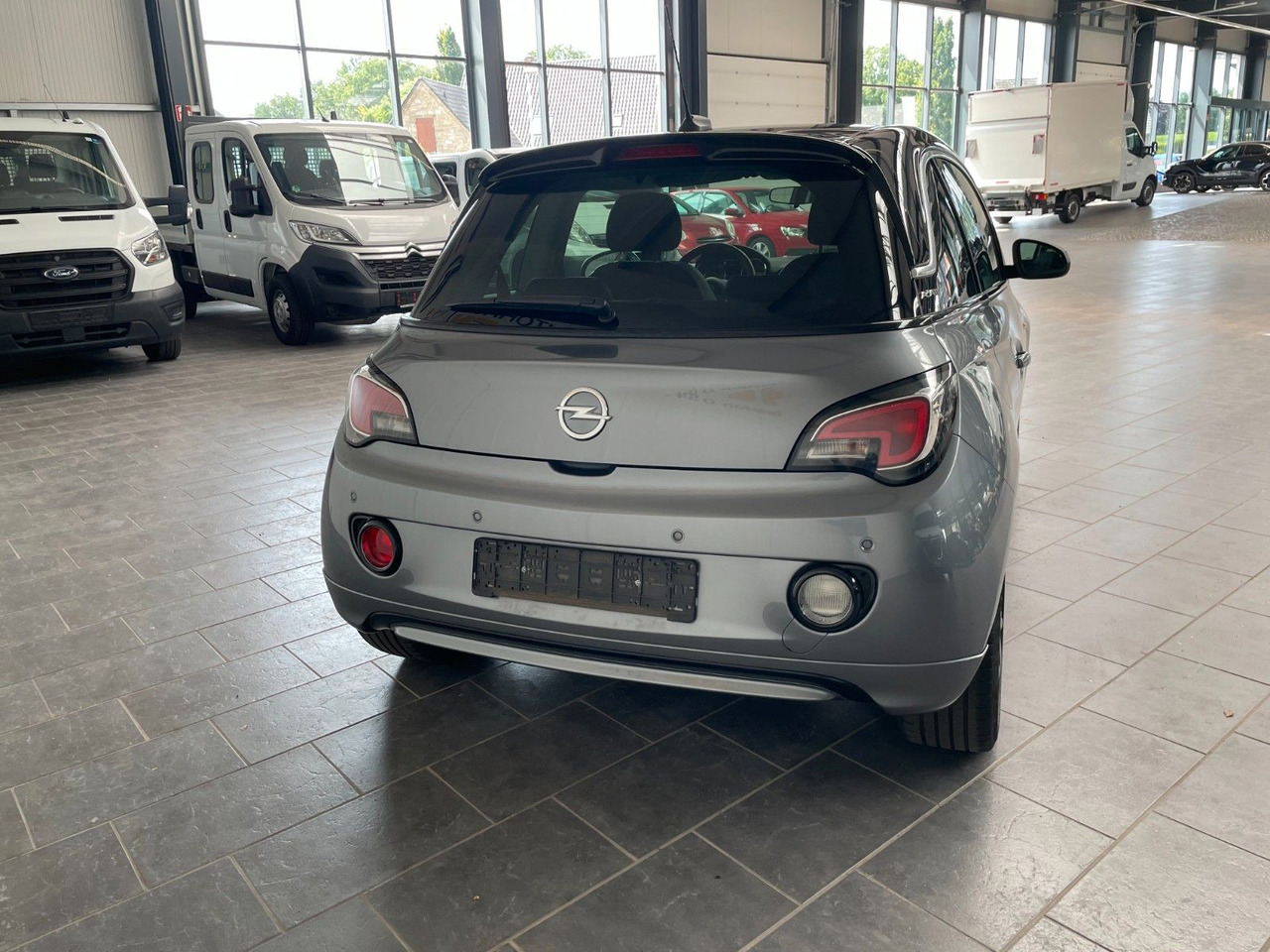 Opel Adam Slam Tempomat Sound-System Infinity - Car: picture 4 Opel Adam Slam Tempomat Sound-System Infinity - Car: picture 4