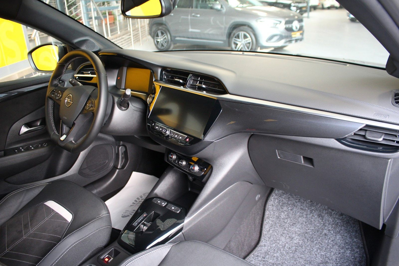Opel Corsa F e GS IntelliLux Massage Panorama ACC Nav - Car: picture 4 Opel Corsa F e GS IntelliLux Massage Panorama ACC Nav - Car: picture 4