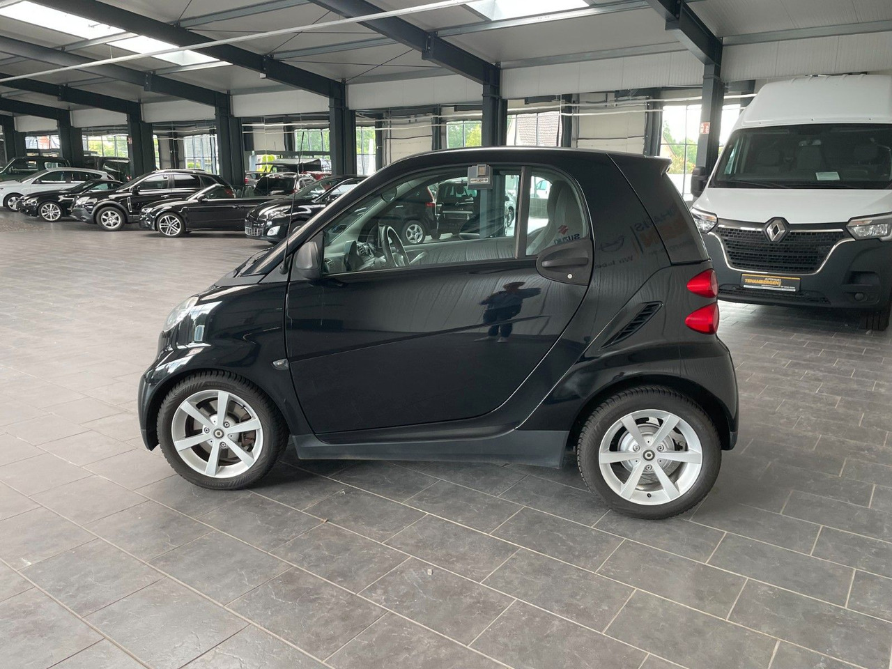 Smart ForTwo fortwo coupe Pano-Dach - Car: picture 5 Smart ForTwo fortwo coupe Pano-Dach - Car: picture 5