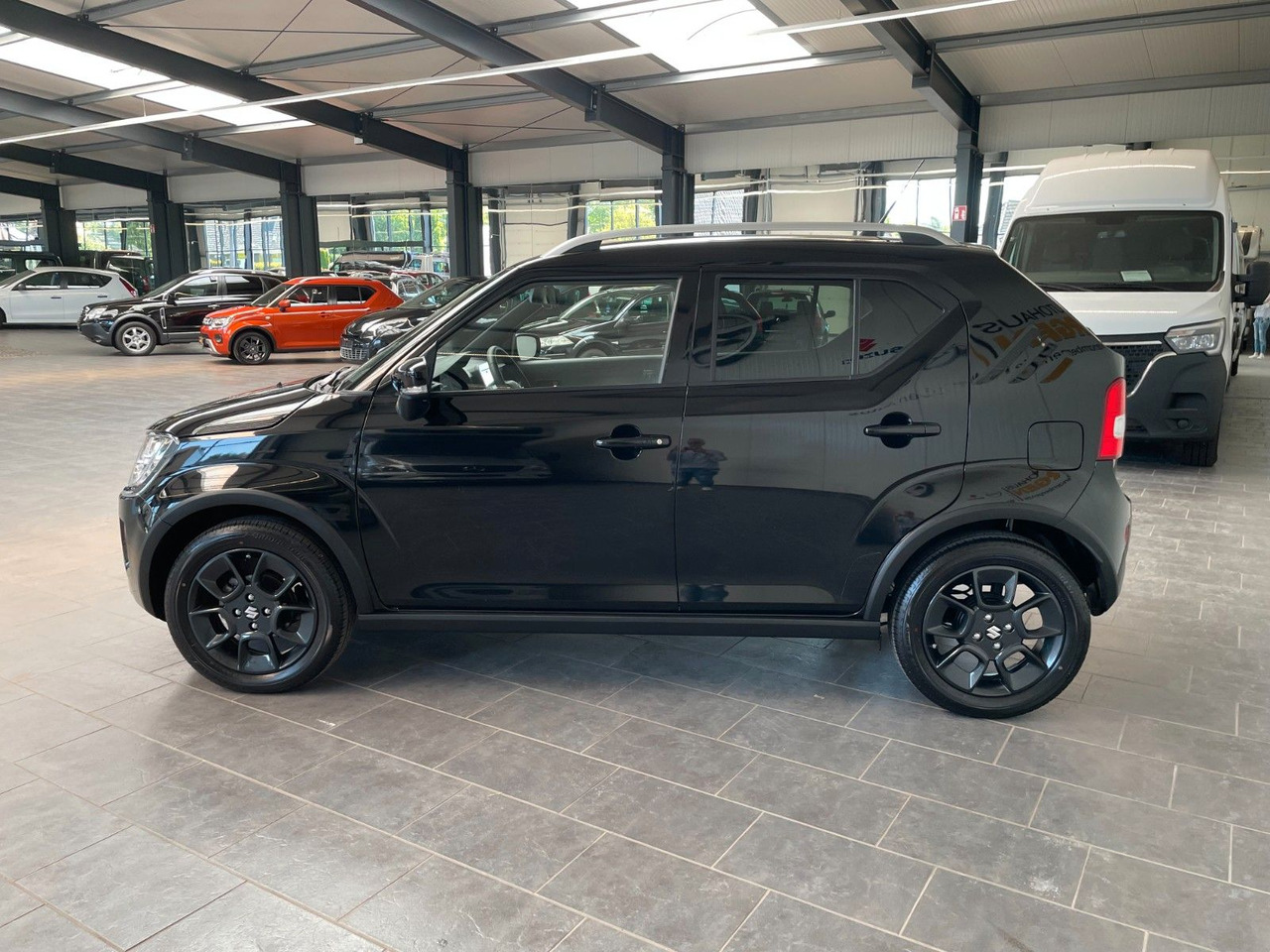 Suzuki Ignis Comfort+ Hybrid ,SHZ, Klimaauto., Tempomat - Car: picture 5 Suzuki Ignis Comfort+ Hybrid ,SHZ, Klimaauto., Tempomat - Car: picture 5