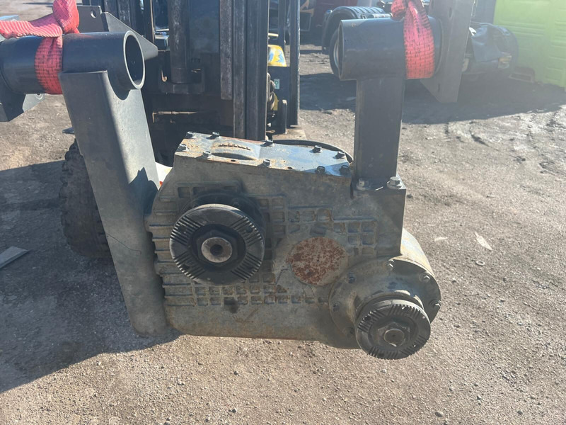 Volvo VT2501TB-B - Spare parts: picture 1 Volvo VT2501TB-B - Spare parts: picture 1