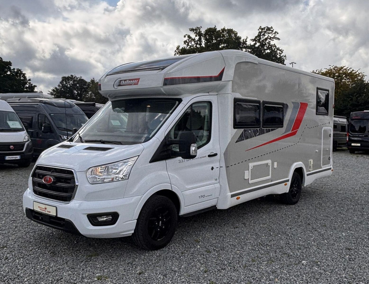 Challenger Teilintegriert 337GA Graphite Ultimate Hausmesse - Semi-integrated motorhome: picture 2 Challenger Teilintegriert 337GA Graphite Ultimate Hausmesse - Semi-integrated motorhome: picture 2