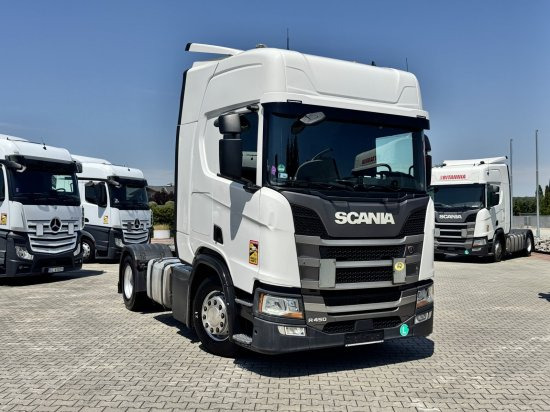 Scania R450 DC 13 164 Euro 6 Highline Retarder - Tractor unit: picture 1 Scania R450 DC 13 164 Euro 6 Highline Retarder - Tractor unit: picture 1