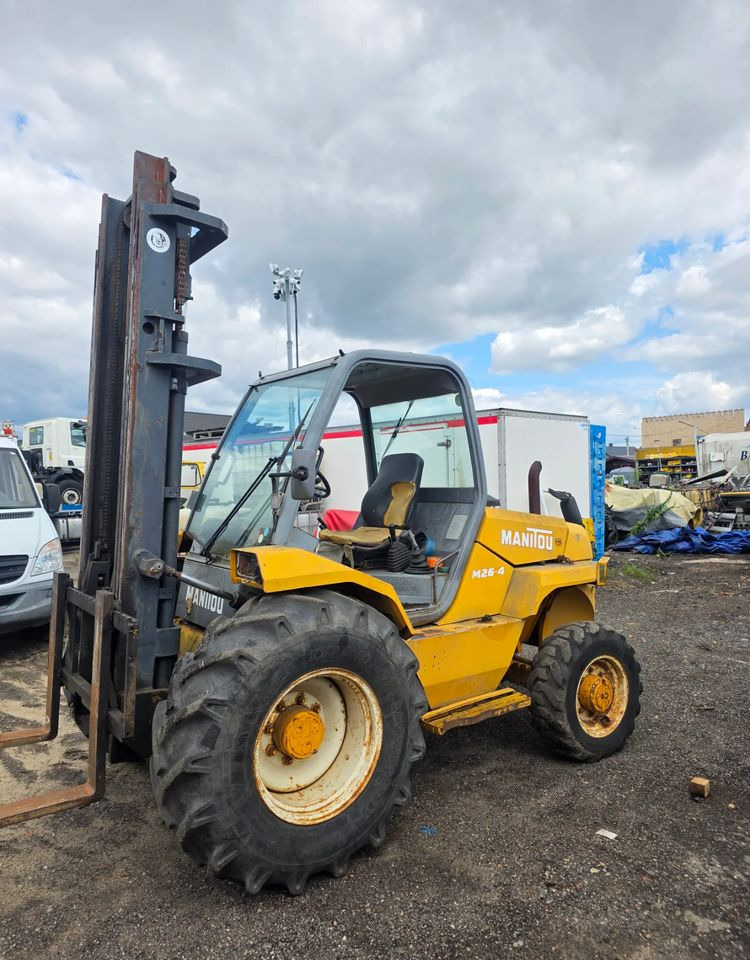Manitou M26.4 Terenowy 4x4 5,5m - Rough terrain forklift: picture 3 Manitou M26.4 Terenowy 4x4 5,5m - Rough terrain forklift: picture 3