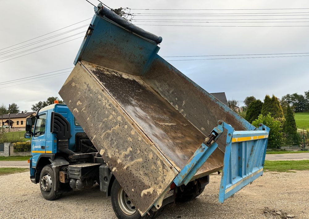 Volvo FM 360 - Tipper: picture 3 Volvo FM 360 - Tipper: picture 3