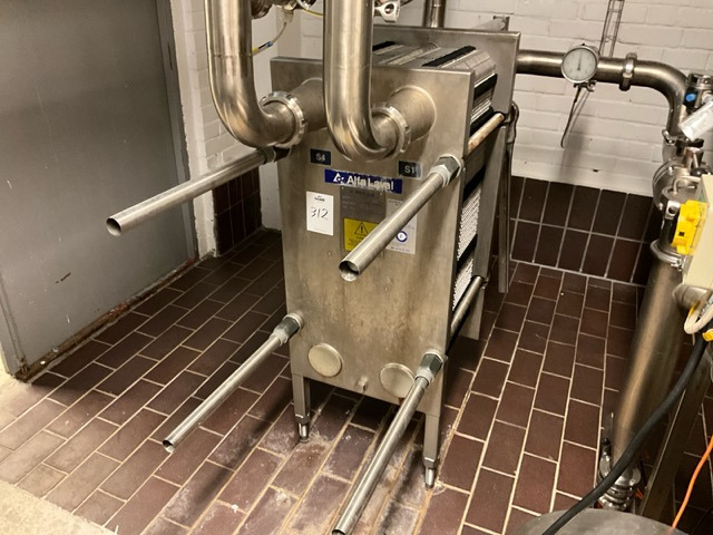 Alfa Romeo Laval M10-MFHC - Construction machinery: picture 2 Alfa Romeo Laval M10-MFHC - Construction machinery: picture 2